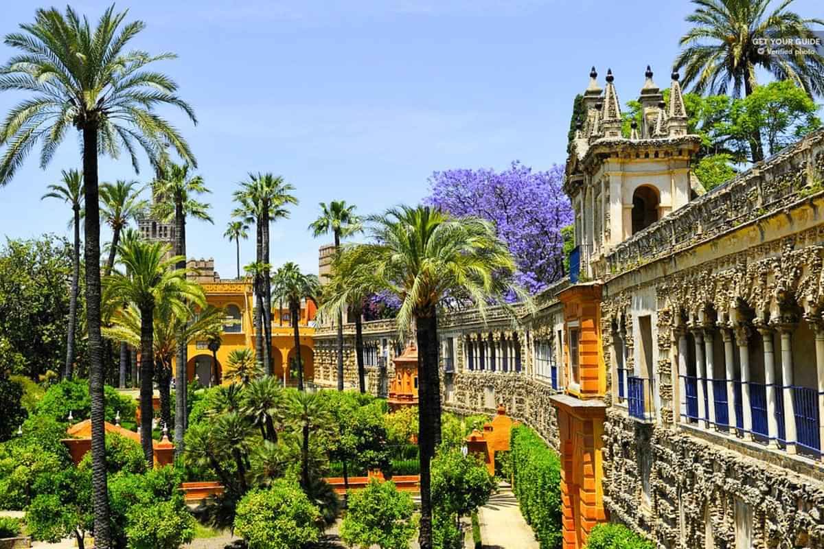 Seville: Alcazar, Cathedral & Giralda Guided Tour